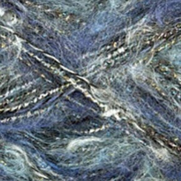 11 skeins of Lion Brand Moonlight Mohair in the colourway "Glacier Bay" - Picture 5 of 7